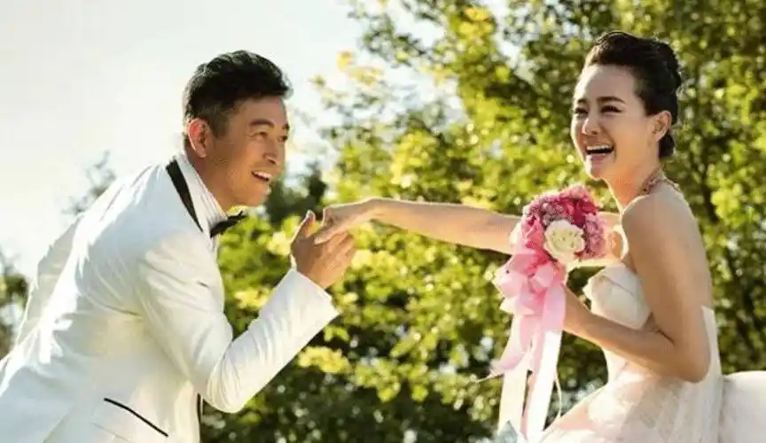 11年后,再看王志飞,才知道当初他和张歆艺分手为何如此坚决_李健_带着