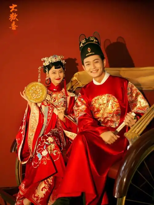 汉服室内婚纱照婚纱照拍出古装大片既视感