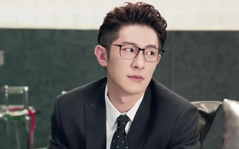 季肖冰温暖的弦高访混剪新手练习向