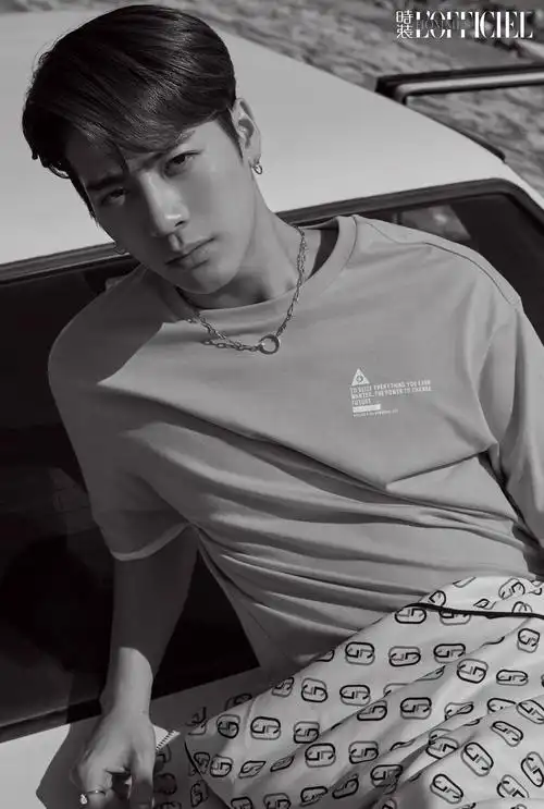 p>王嘉尔(jackson wang/      ),1994年3月28日出生于香港,中国香港