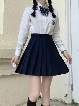 详细关注店铺米蔓樱女装官方旗舰店>米蔓樱(mimanyinf)>半身裙>女装>