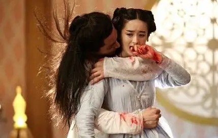 图白子画血吻花千骨曝光凄美爱情令人唏嘘