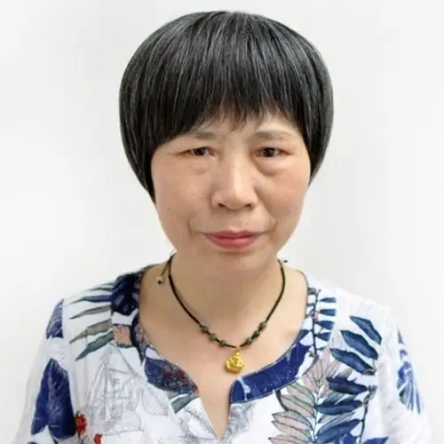 五六十岁女人,别随意剪头发,瞧下图新式假发,减龄美得不像话