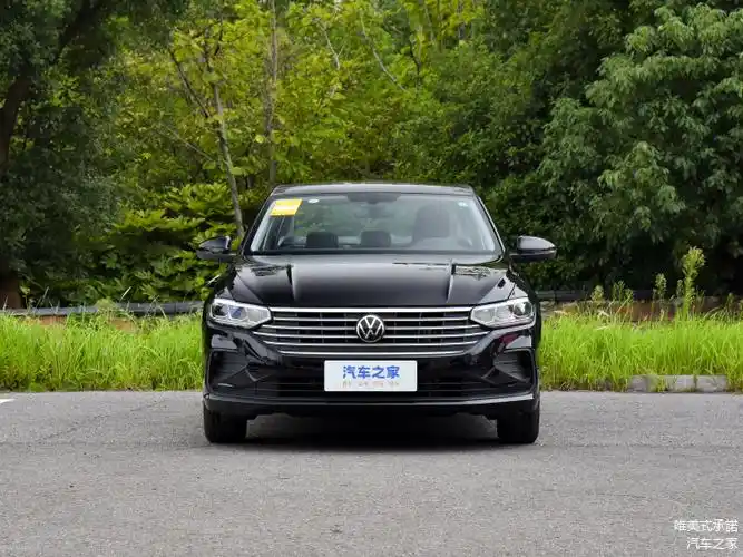 上汽大众朗逸vs一汽大众宝来紧凑型家轿之争