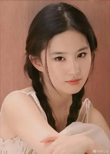 刘亦菲·18岁的神仙姐姐