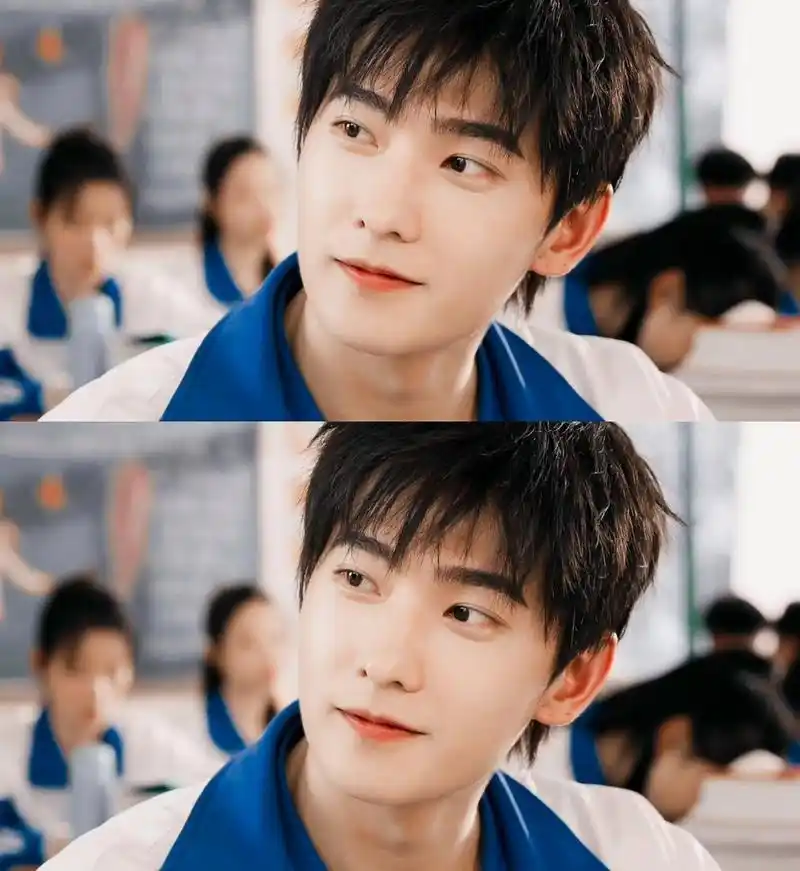 穿校服的杨洋好嫩,这哥真的30 了吗?真不信!