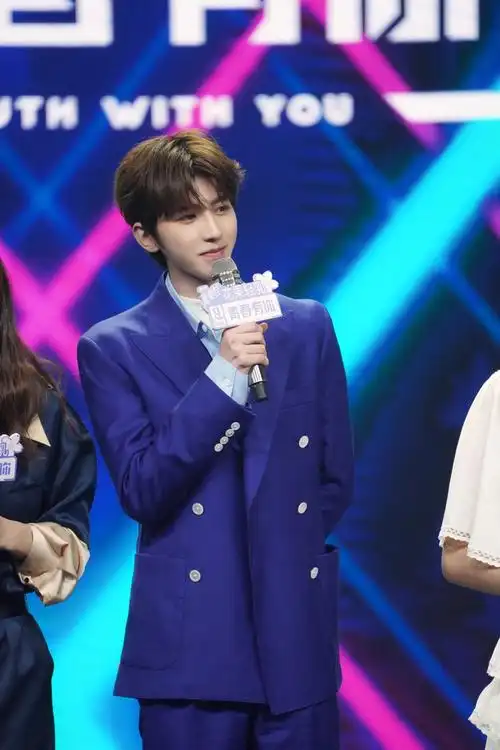 青你2蔡徐坤制作人专业点评直击痛点,舞台指导干货满满 - top - 南方