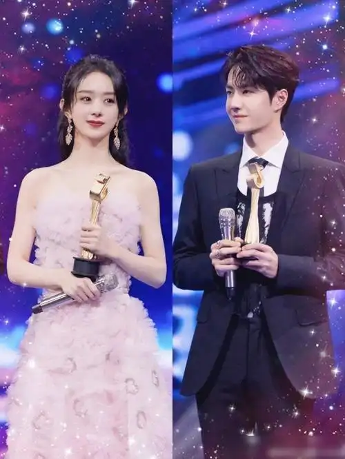 王一博赵丽颖同台即荣耀,《有翡》宣传全靠拿奖,真不愧是王炸!