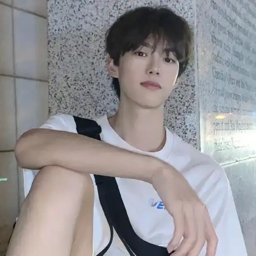 帅气男生头像真人版高清图片帅帅的温暖你整个冬天