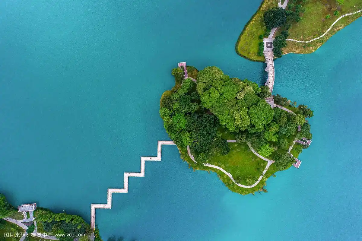 俯瞰顺德公园内的小岛
