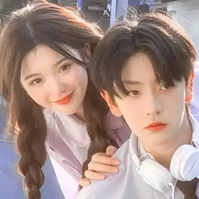 最好看的qq情侣头像双人唯美幸福的情侣超甜图片大全