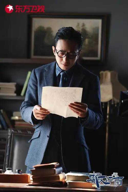 专访|曹可凡:那些被正史忽略的历史细节会让我感动_腾讯新闻