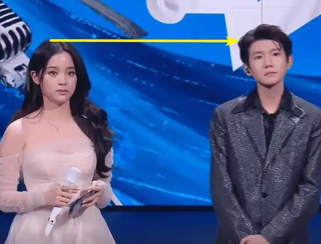 175cm王源和欧阳娜娜站一起,身高差令人意外,谁撒谎很显然