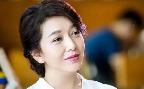 江珊:和王志文"过把瘾",向杨志刚展示翘臀,此生爱硬汉到痴迷