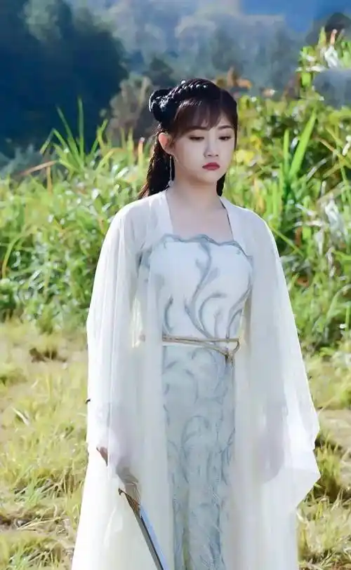 盘点国内女明星的古装白衣造型—一袭白裙 清丽脱俗 倾国倾城_整理_篇