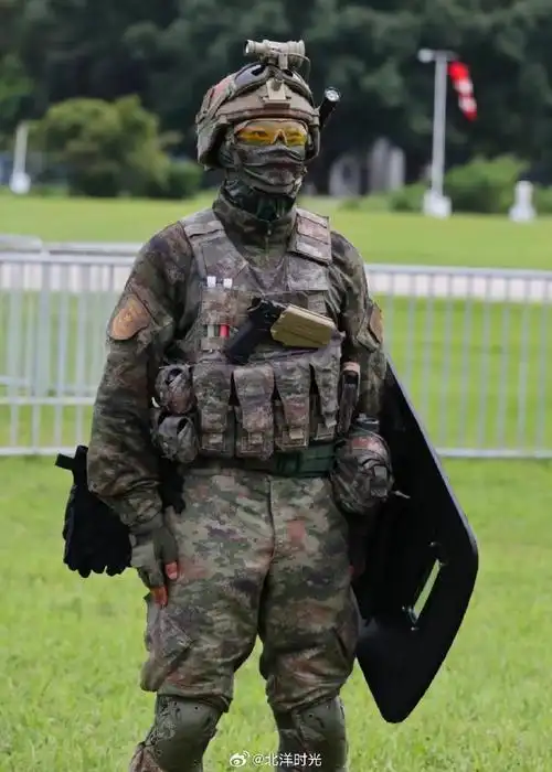 巨变的中国军队单兵装备