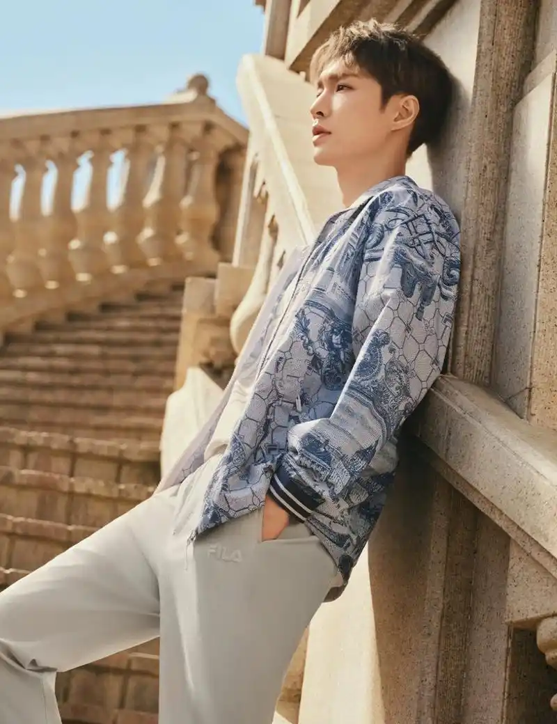 张艺兴穿上这个系列,真的太帅啦😍!