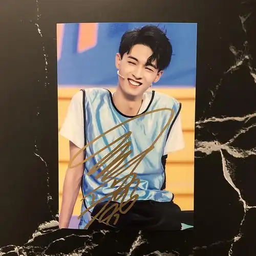 秦霄贤签名照亲笔保真德云社笑社写真周边媒体福利粉丝礼物定妆照家用