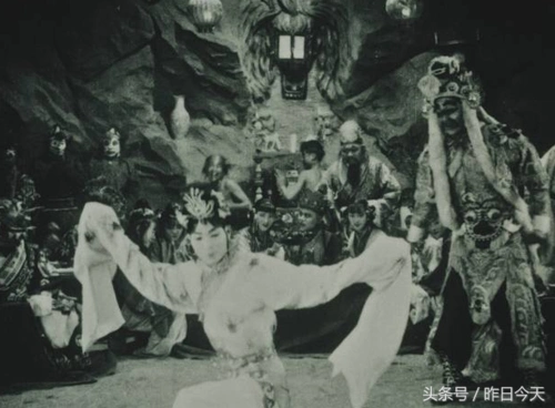 镜头下:1927年中国拍摄的第一部西游记电影(组图)(3)