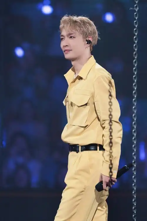 张艺兴[超话]##张艺兴大航海无远弗届巡回演唱会