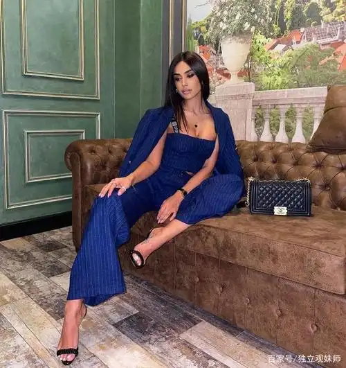 环球美女:阿塞拜疆妹子帕文·阿比耶娃