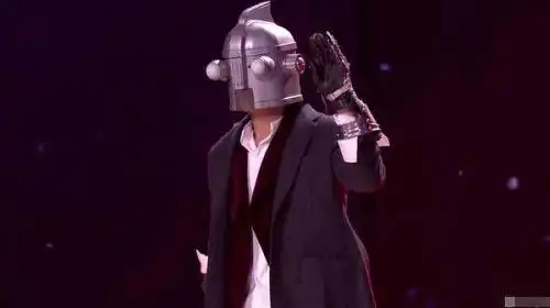 蒙面唱将猜猜猜王同学太尴尬 专业预测蒙面歌手身份