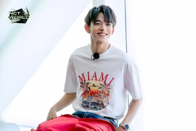 黄旭熙 - 堆糖,美图壁纸兴趣社区