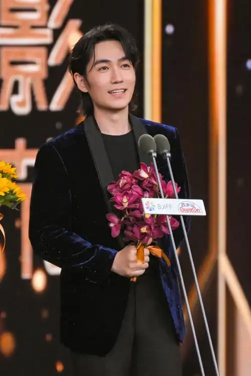 朱一龙担任北影节天坛奖评委##朱一龙北京国际电影节##今年第二个