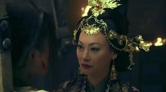 倾世皇妃苏姚是北汉细作杜飞虹动刑让招供竟说马馥雅是细作