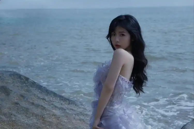 日常拍摄丨赖美云