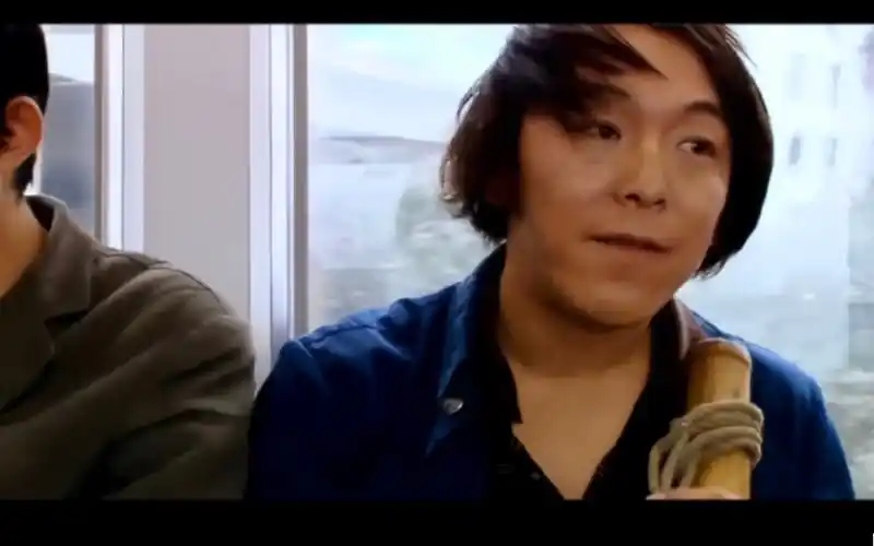 "黄渤甩头发名场面" 影帝就是影帝!这个表情包我用了十年!