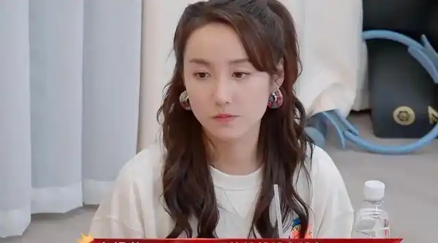 容祖儿太厉害了,仅用一句话就解开了吕一对周笔畅的心结,让队友们重拾