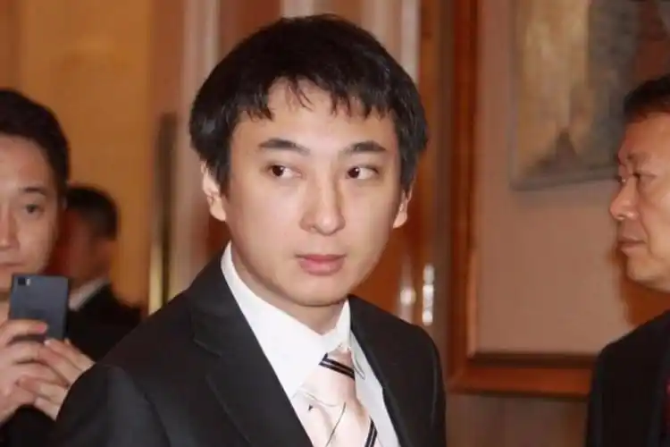 如果有一天王思聪结婚了是会娶网红还是和他一样的富二代