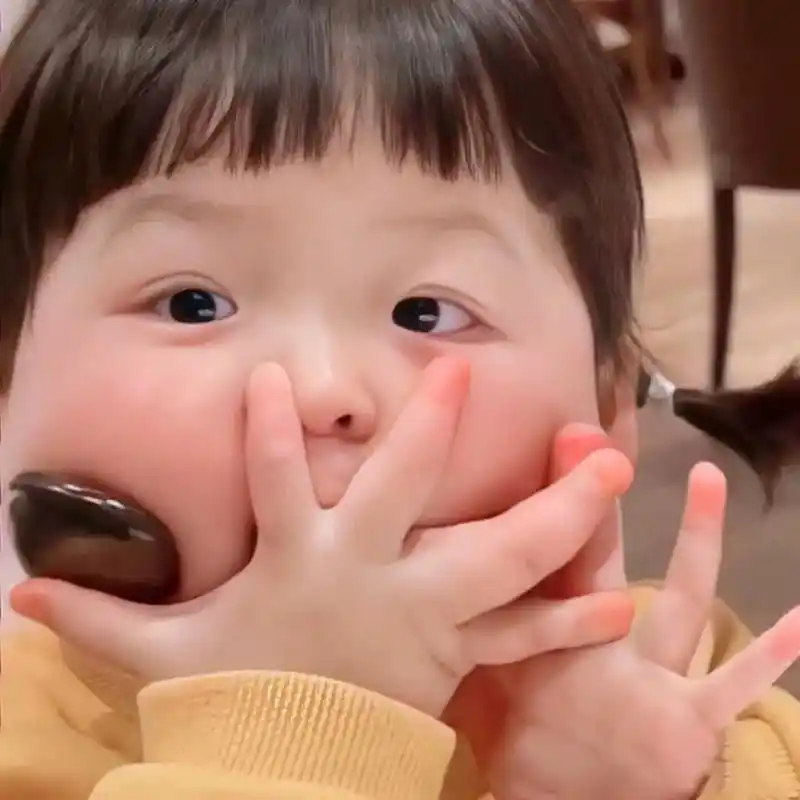 "两个主动解决问题的人 永远不会走散"#丸子妹头像 @sas - 抖音