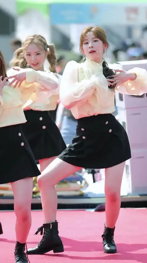 韩国女团热舞秀好身材,太吸人眼球!