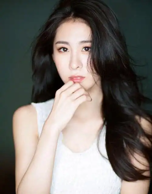 明星写真:张碧晨