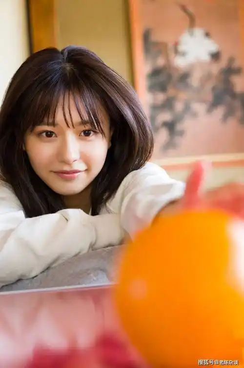 顶不住啊顶不住啊!28岁浅仓唯,这身材着实顶不住!___