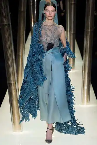 服装对比的种类