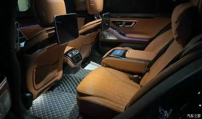 代友出售奔驰s400l豪华2022年1月上牌原厂选装柏林