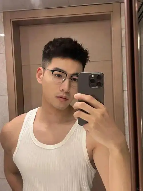 这3款发型清爽干净,剪完阳光又帅气|寸头|脸型|锅盖头_网易订阅