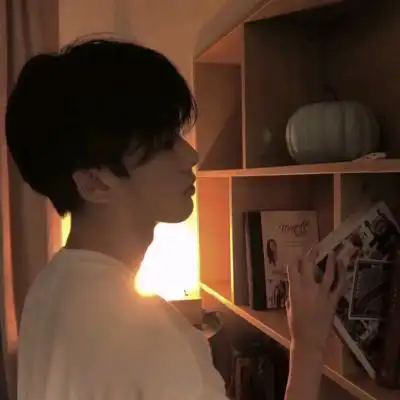 真人头像图片男生帅气冷酷霸气超酷男生高清头像潮流图片大全