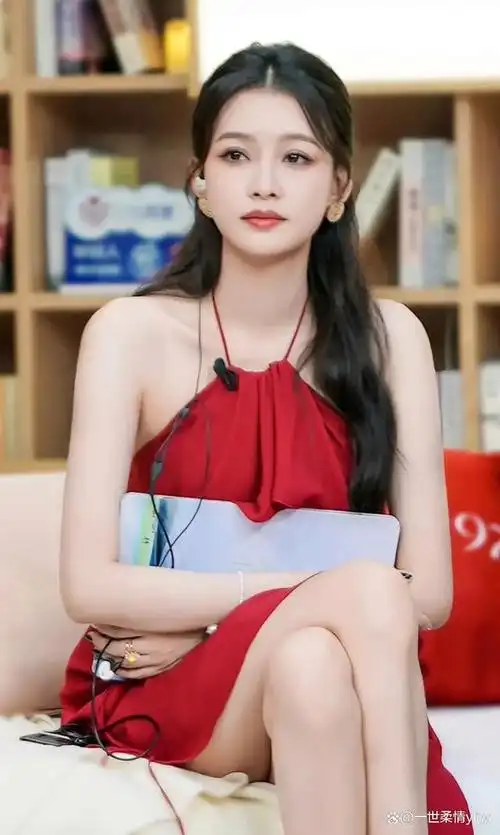 孙怡美腿:迷人的曲线