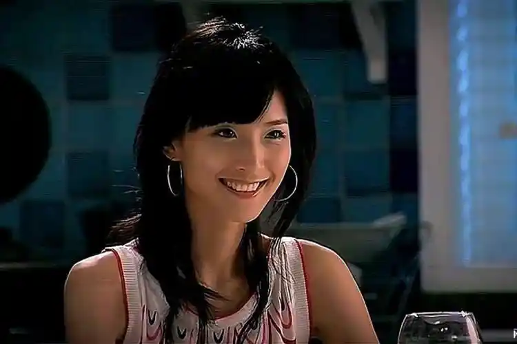 爱情公寓赵霁(爱情公寓赵霁微博)