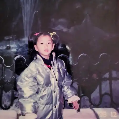 智秀小时候好可爱