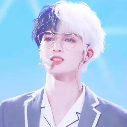 朱正廷头像 | 时间长河中 谁倾了谁的年华-看点快报