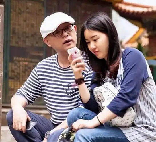 孟非对李雪承诺会努力工作并且让她看到自己的价值.