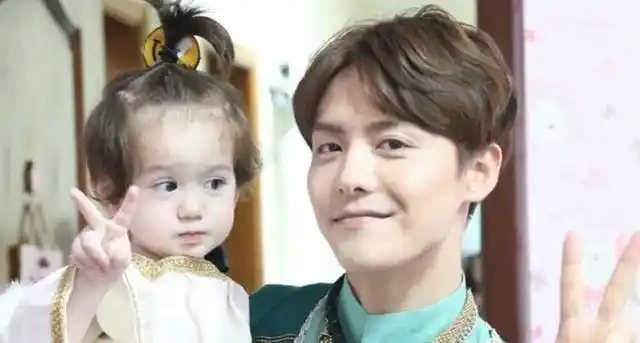 成功被马天宇掰回性别的杰克森,又变回了"女孩",这样真的好吗