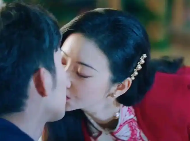 景甜张彬彬甜蜜互动两人初次吻戏来袭司藤壁咚秦放女王范十足