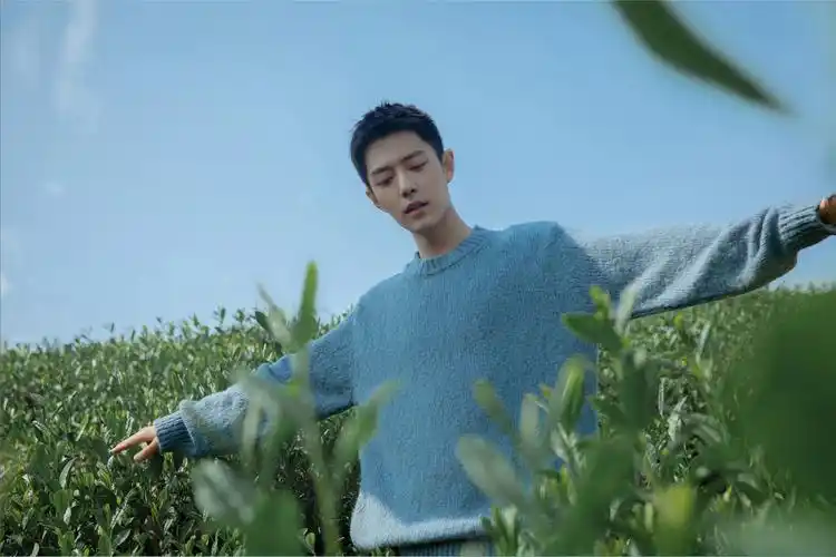 有没有肖战的古装壁纸或美图? - 知乎