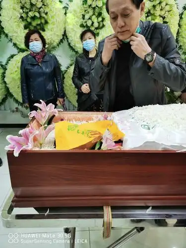 2020/10/27生父甄静之遗体告别
